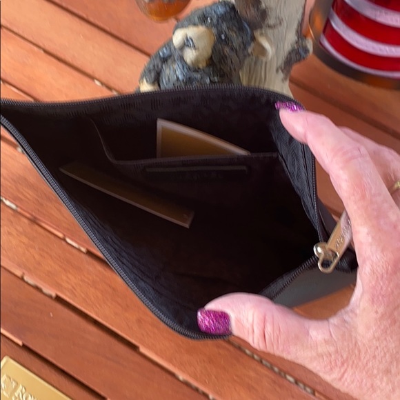 Michael Kors wristlet - Picture 2 of 8